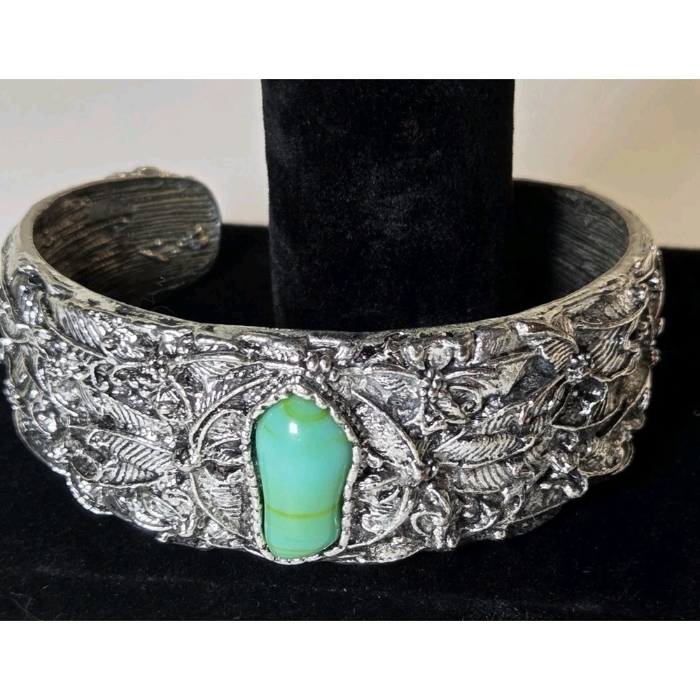 Silver Tone Faux Turquoise Stone Leaf Detail Large Chunky Cuff Bracelet‎ 6"